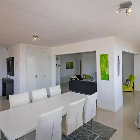 Con Piscina Privada Y Barbacoa -